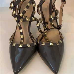 Gray Patten BCBG Generation Studded Pumps Size 8